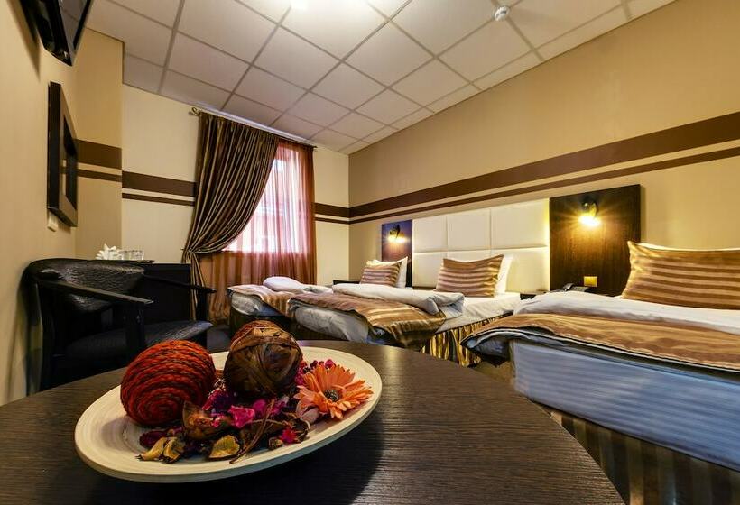 高级大房间, Marton Severnaya