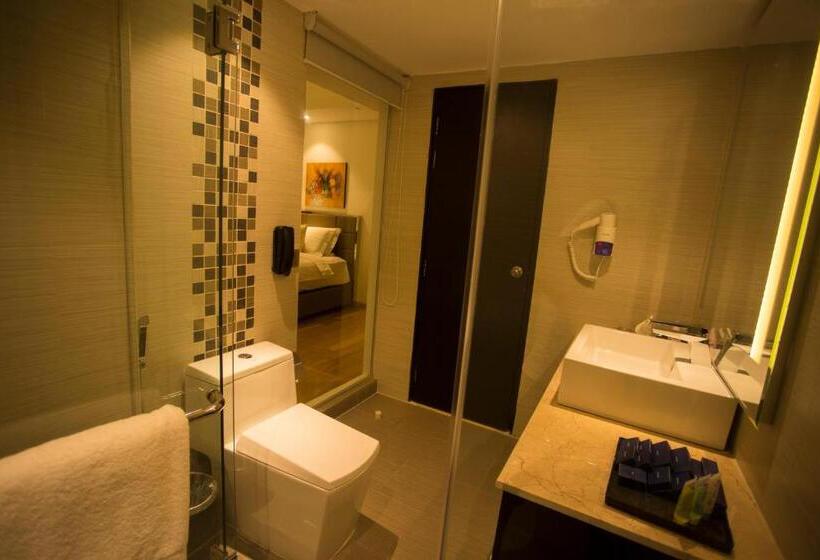 اتاق سوپریور, Golden Tulip  The Grandmark Dhaka