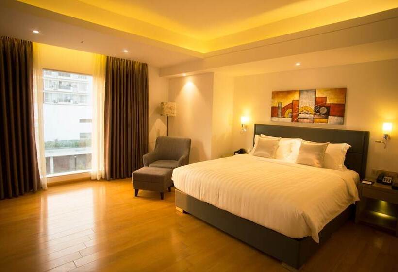 اتاق سوپریور, Golden Tulip  The Grandmark Dhaka