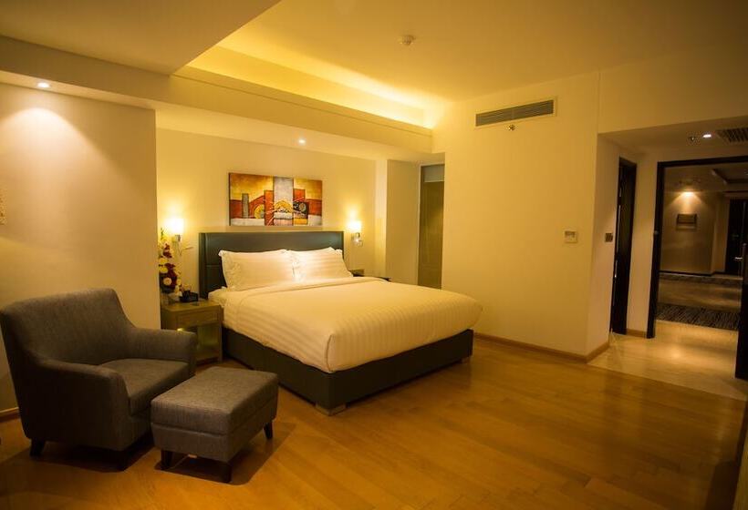 اتاق سوپریور, Golden Tulip  The Grandmark Dhaka