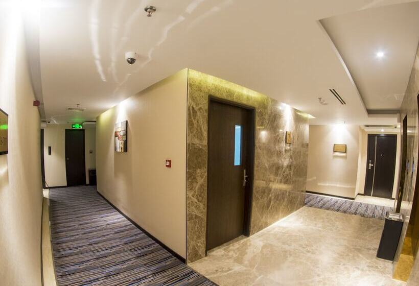 غرفة سوبيريور, Golden Tulip  The Grandmark Dhaka