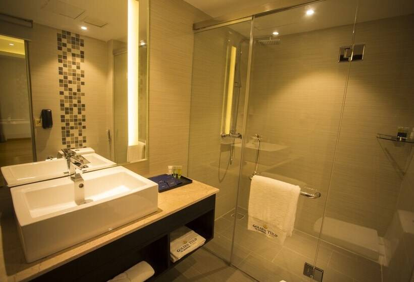 اتاق سوپریور, Golden Tulip  The Grandmark Dhaka