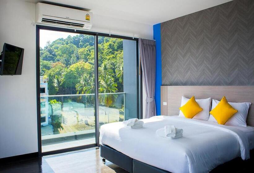 غرفة ديلوكس مطلّة علي البحر, Wake Up Aonang