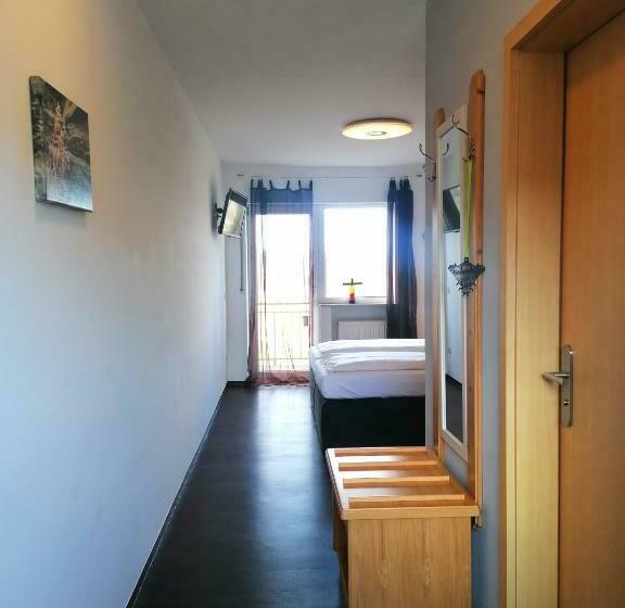 חדר סטנדרט עם מרפסת, Weingut Tiliahof