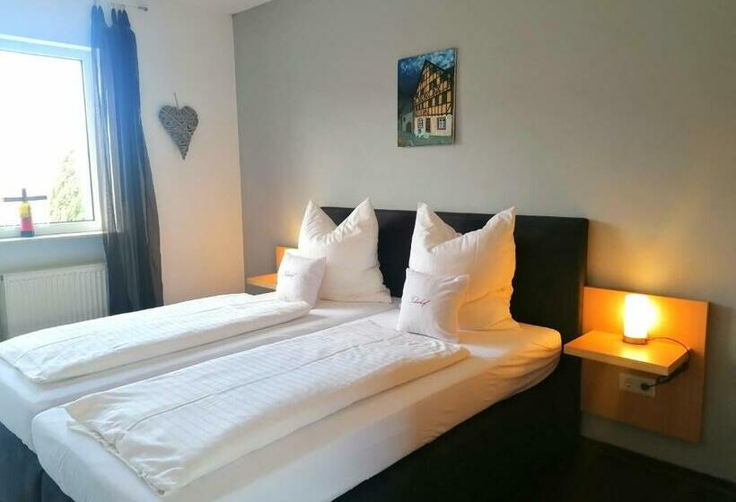 חדר סטנדרט עם מרפסת, Weingut Tiliahof