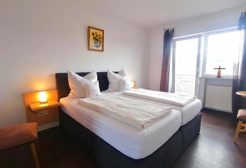 חדר סטנדרט עם מרפסת, Weingut Tiliahof