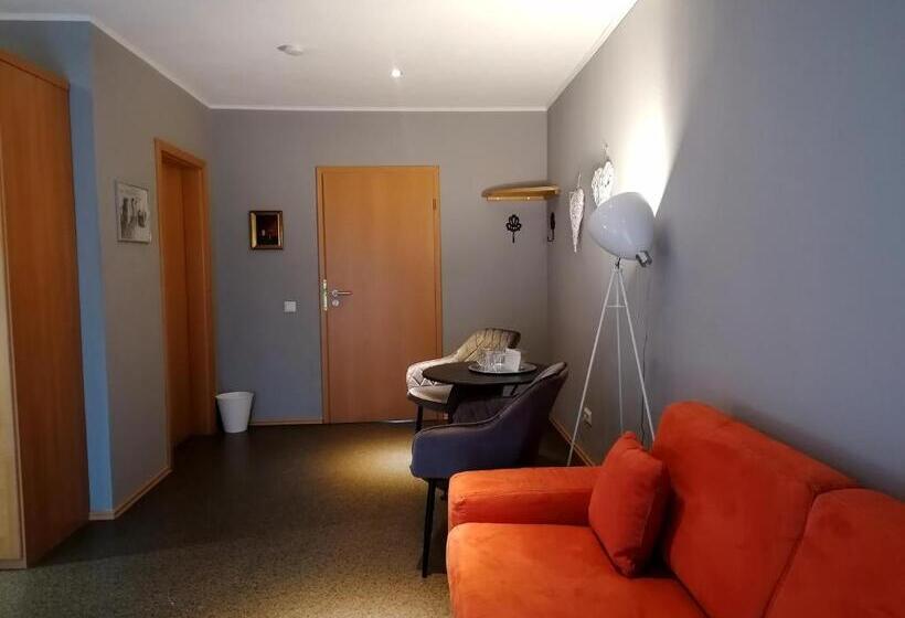 חדר משפחתי נוף לגינה, Weingut Tiliahof