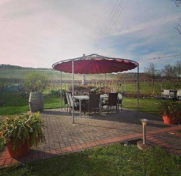 חדר משפחתי נוף לגינה, Weingut Tiliahof