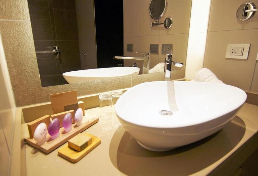 Номер Стандарт Трехместный, Keo Hotel   Ovalle Casino Resort