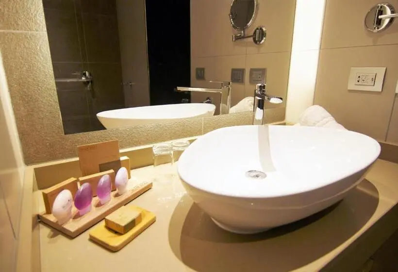 スーペリアトリプルルーム, Keo Hotel Ovalle Casino Resort