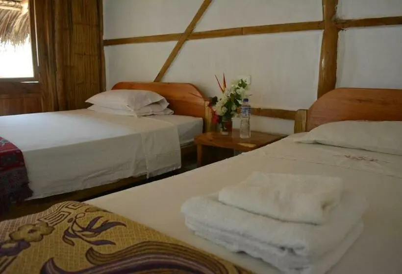 اتاق استاندارد سه نفره, Hostal Rutamar