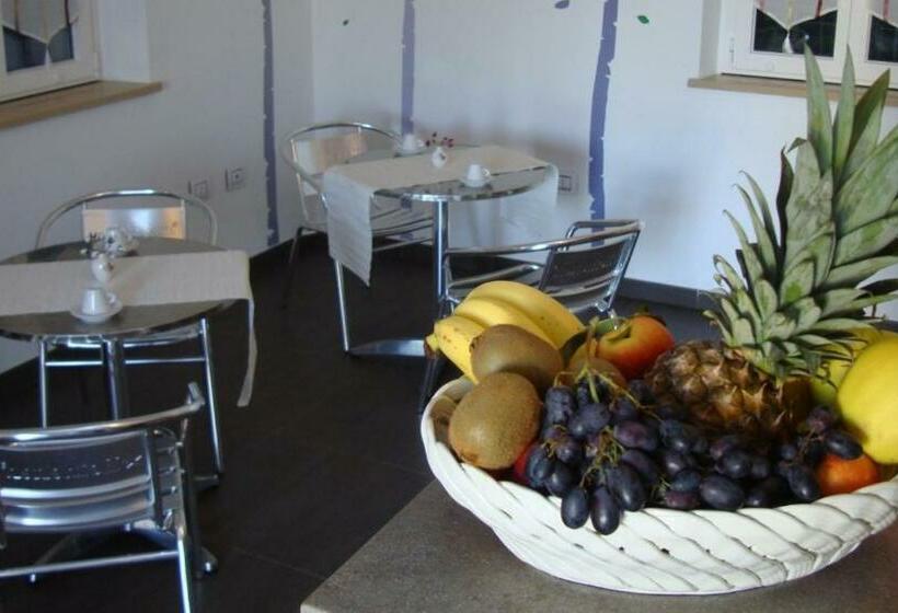 غرفة قياسية فردية, B&b Verziere