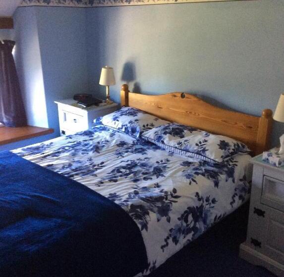 标准间, Poplar Farm