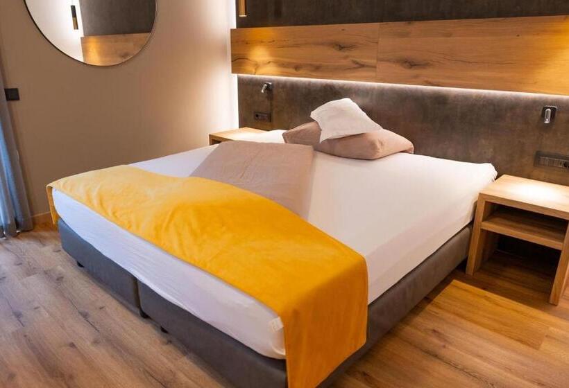 스탠다드 룸, Garni Christin