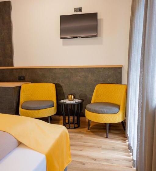 스탠다드 룸, Garni Christin