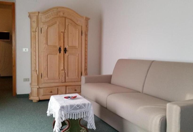 Семейный Номер, Garni Meinrad