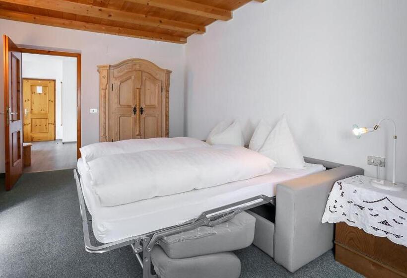 Семейный Номер, Garni Meinrad