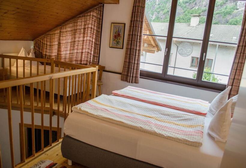 Семейный Номер, Garni Meinrad