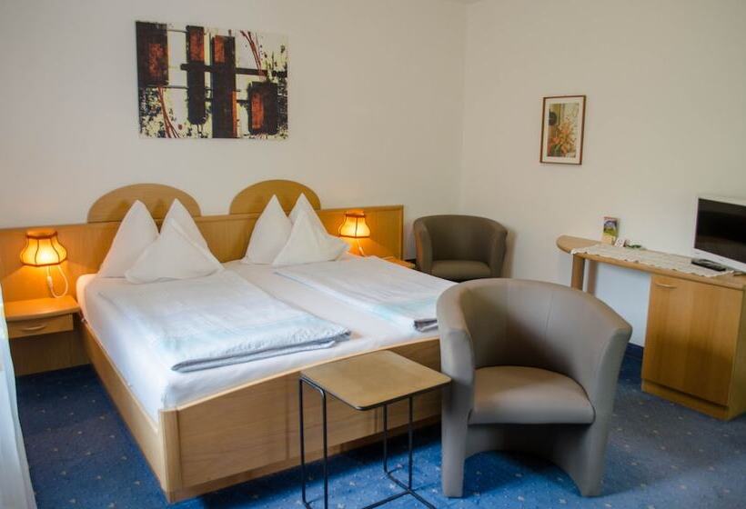 Номер Стандарт с Балконом, Garni Meinrad