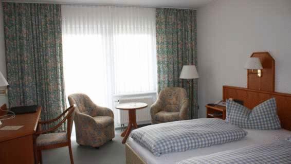 Economy Room, Herbstein