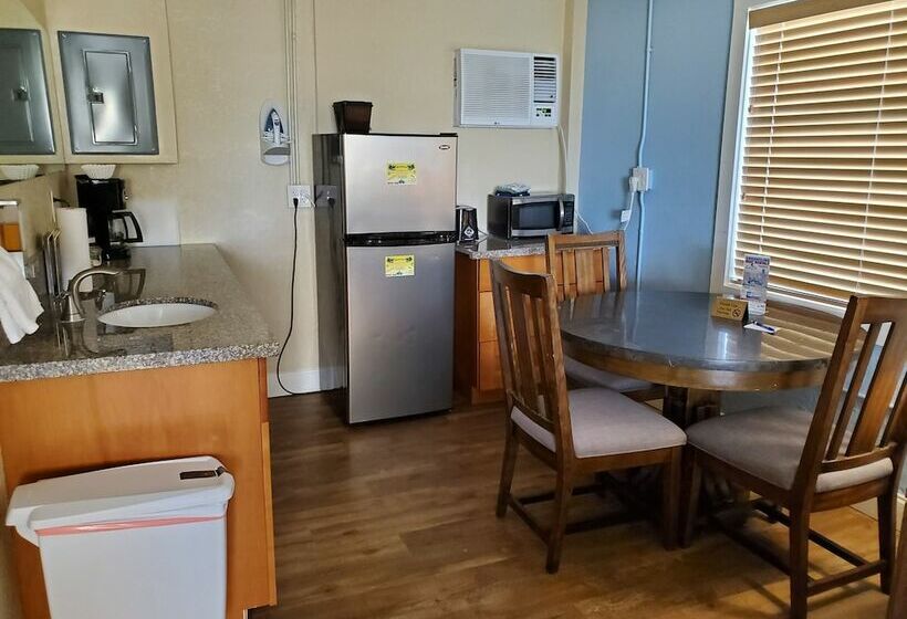 غرفة قياسية سرير كينج, Knight S Key Suites