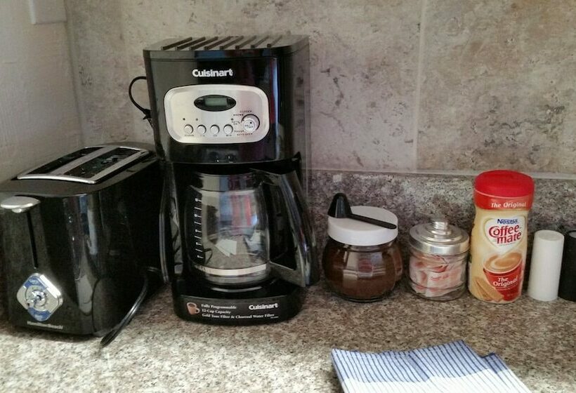 غرفة قياسية سرير كينج, Knight S Key Suites