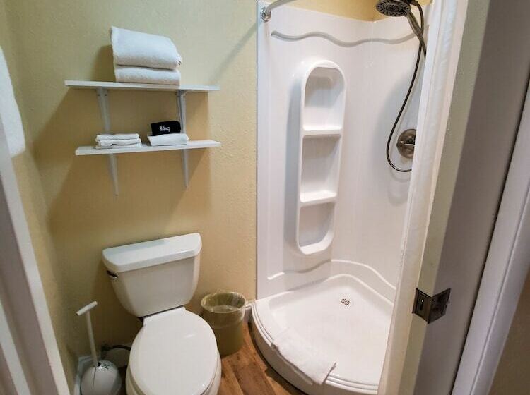 غرفة قياسية سرير كينج, Knight S Key Suites