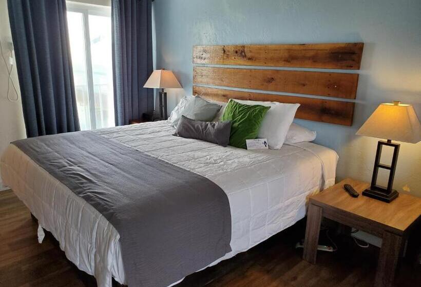 غرفة قياسية سرير كينج, Knight S Key Suites