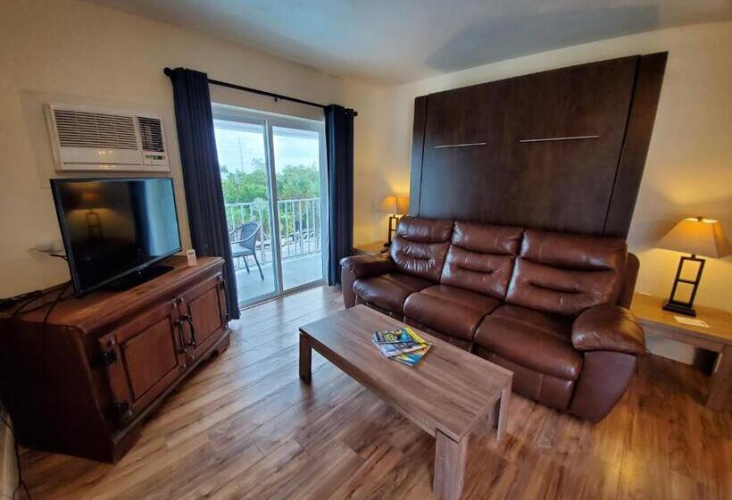 شقة غرفتين, Knight S Key Suites