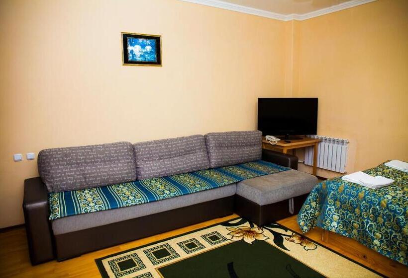 اتاق سوپریور خانوادگی, Nurlytau