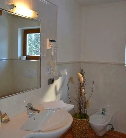 Comfort room with balcony, Ortler