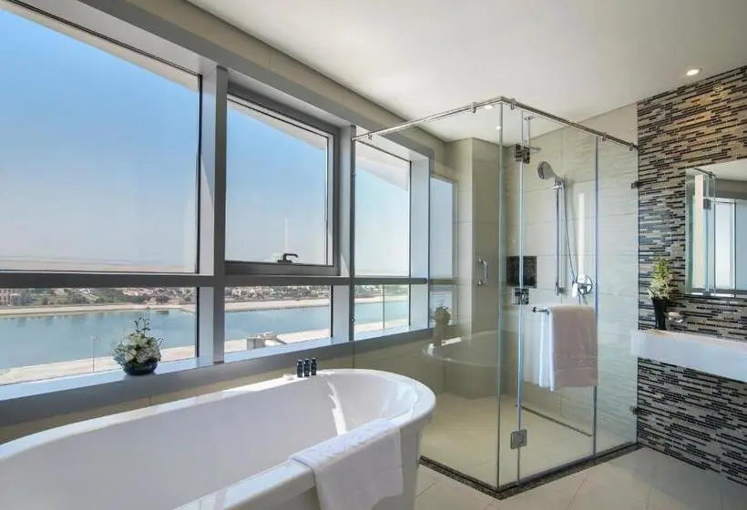 Club-sviitti, Pearl Rotana Capital Centre