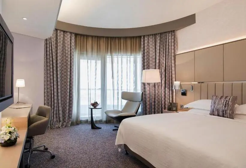 Club-sviitti, Pearl Rotana Capital Centre