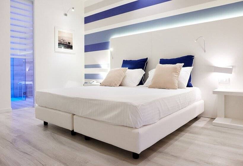 스탠다드 트리플 발코니 룸, Marina Di Petrolo Hotel & Spa