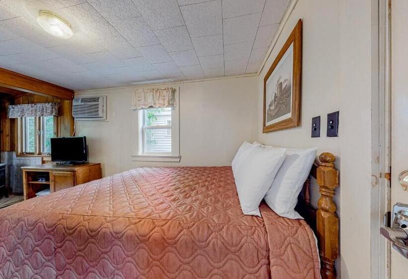 Студия Стандарт, Riverbank Motel And Cabins Managed By Vacasa