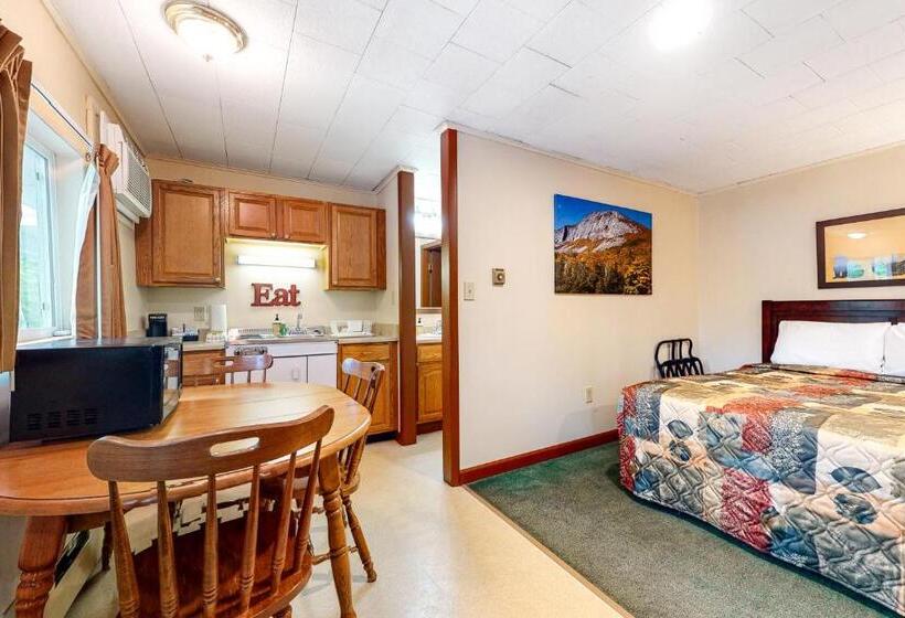 إستوديو قياسى مزودة بتراس, Riverbank Motel And Cabins Managed By Vacasa