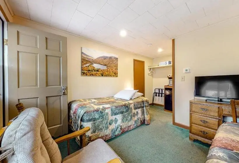 Sviitti, Riverbank Motel And Cabins Managed By Vacasa