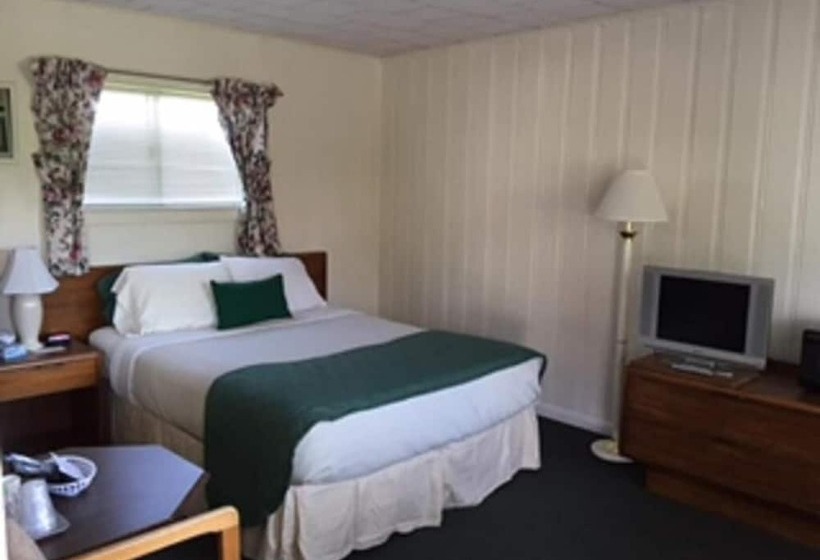 Номер Стандарт, Rock Ledge Motel