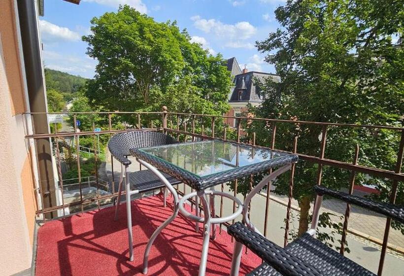 Номер Стандарт с Балконом, Pension Weiße Rose, Parkplatz, Frühstück, Wlan, Zentral