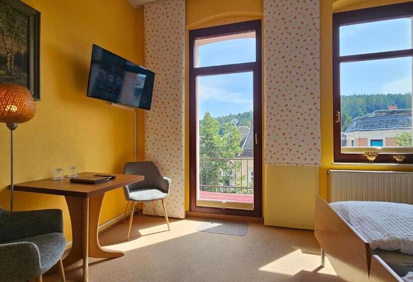 バルコニー付きスタンダードルーム, Pension Weiße Rose, Parkplatz, Frühstück, Wlan, Zentral