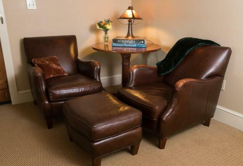 带大床的标准间, Lake Pointe Inn