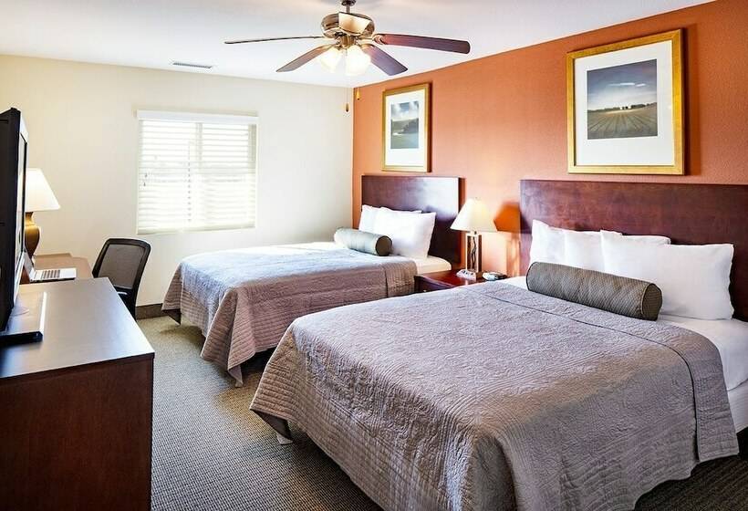 Люкс, Affordable Suites Mooresville