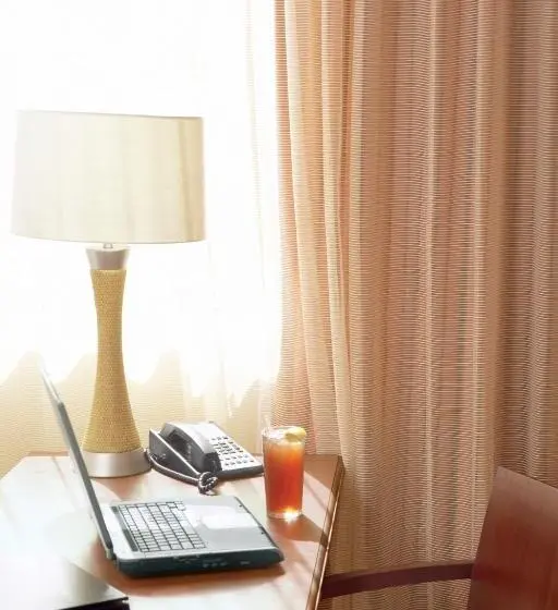 キングサイズベッドのスイートルーム, Country Inn & Suites By Radisson Indianola Ia