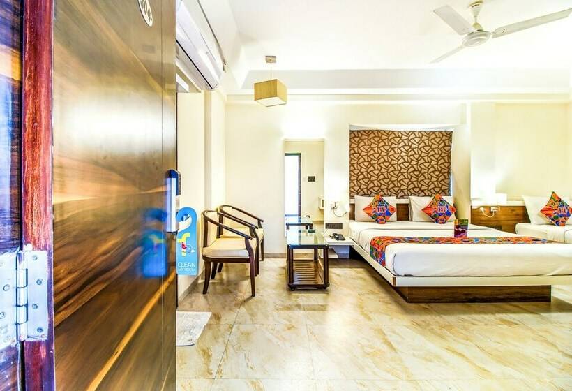 디럭스 룸, Deepali Executive