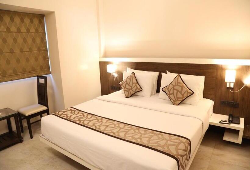 디럭스 룸, Deepali Executive