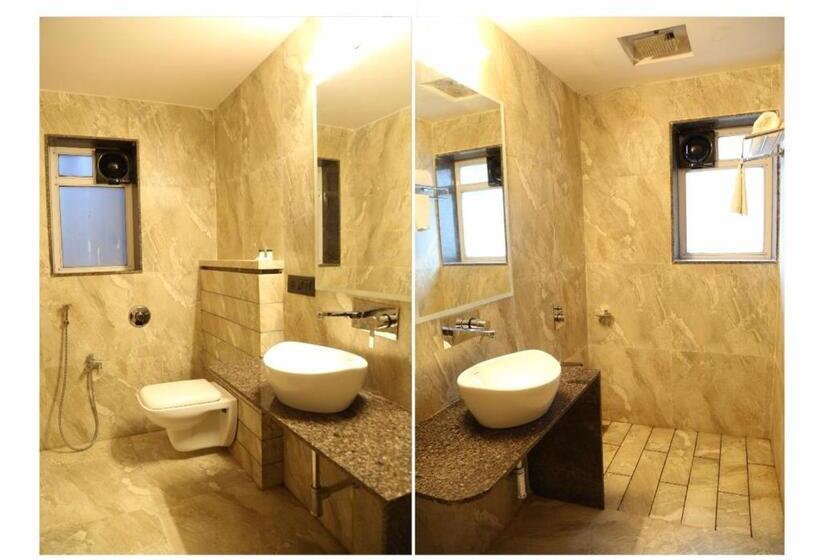 디럭스 룸, Deepali Executive