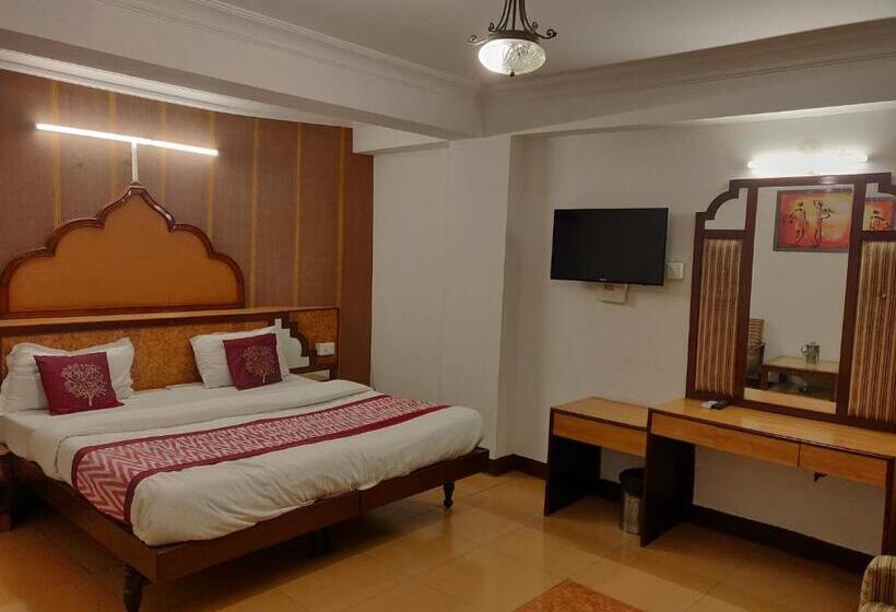 デラックスルーム, Hamers International