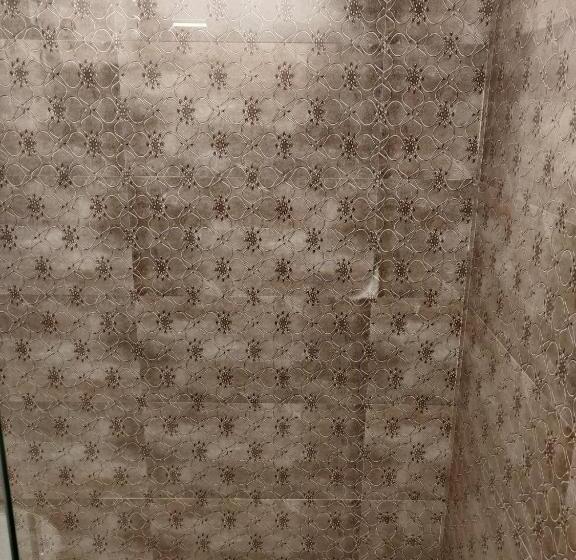 スーペリアールーム, Hamers International