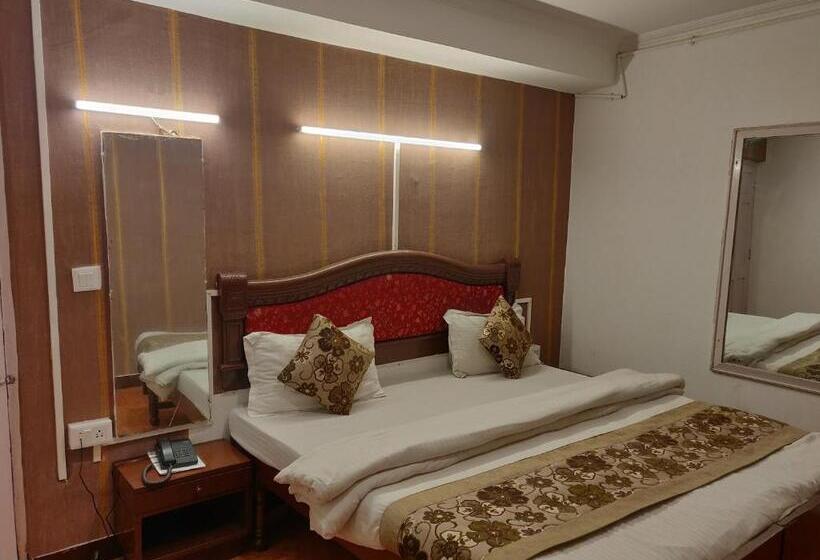 スイート（家族用）, Hamers International