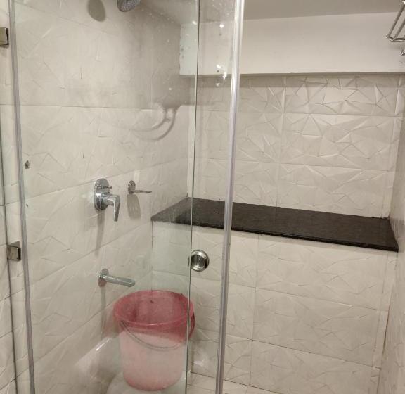 スーペリアファミリールーム, Hamers International